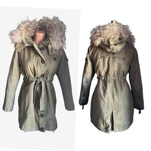 Genuine Fur Hood Women’s Olive Green Belt Trench Coat Size M/L Jacket
